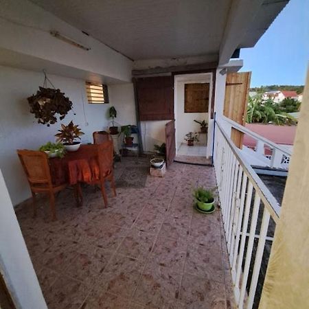 Hotel Au D Location Grand-Bourg  Esterno foto